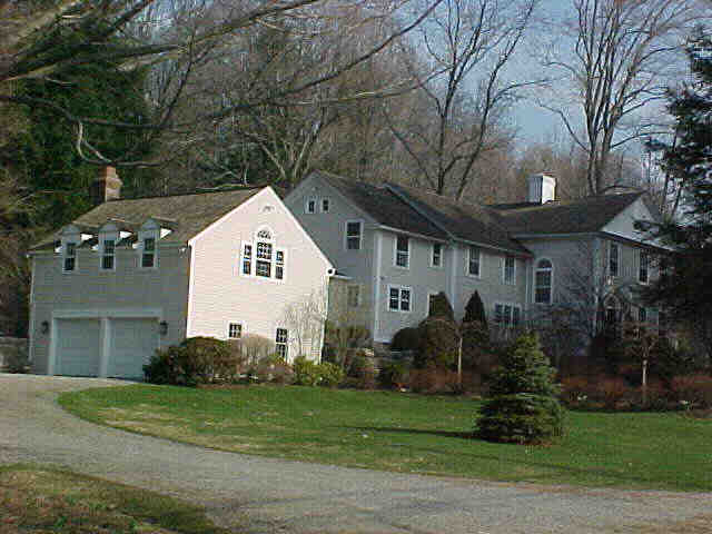 Building photograph for 48 TWIN LAKES ROAD